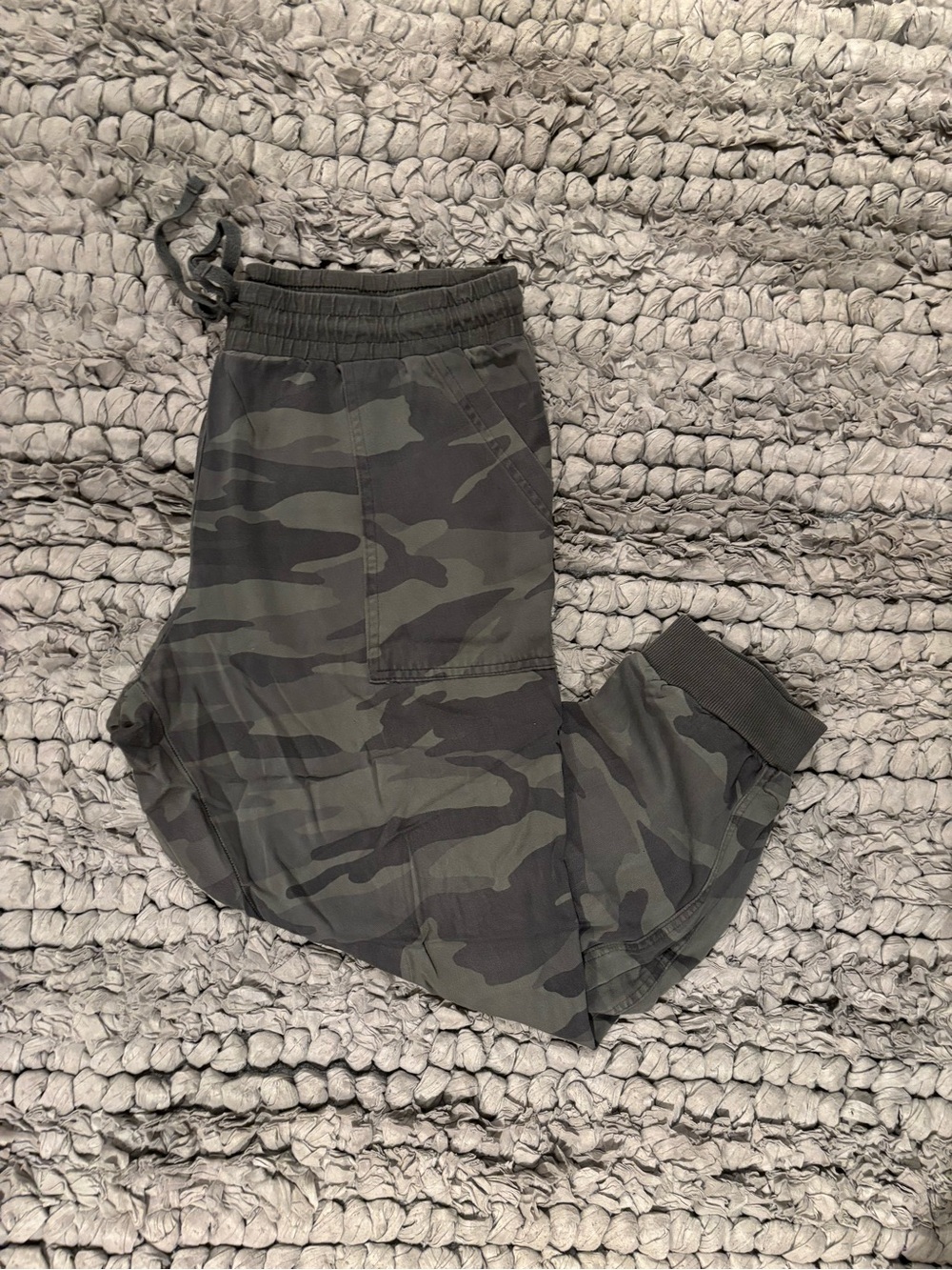 Splendid Women’s Camo Joggers with Elastic Waistband